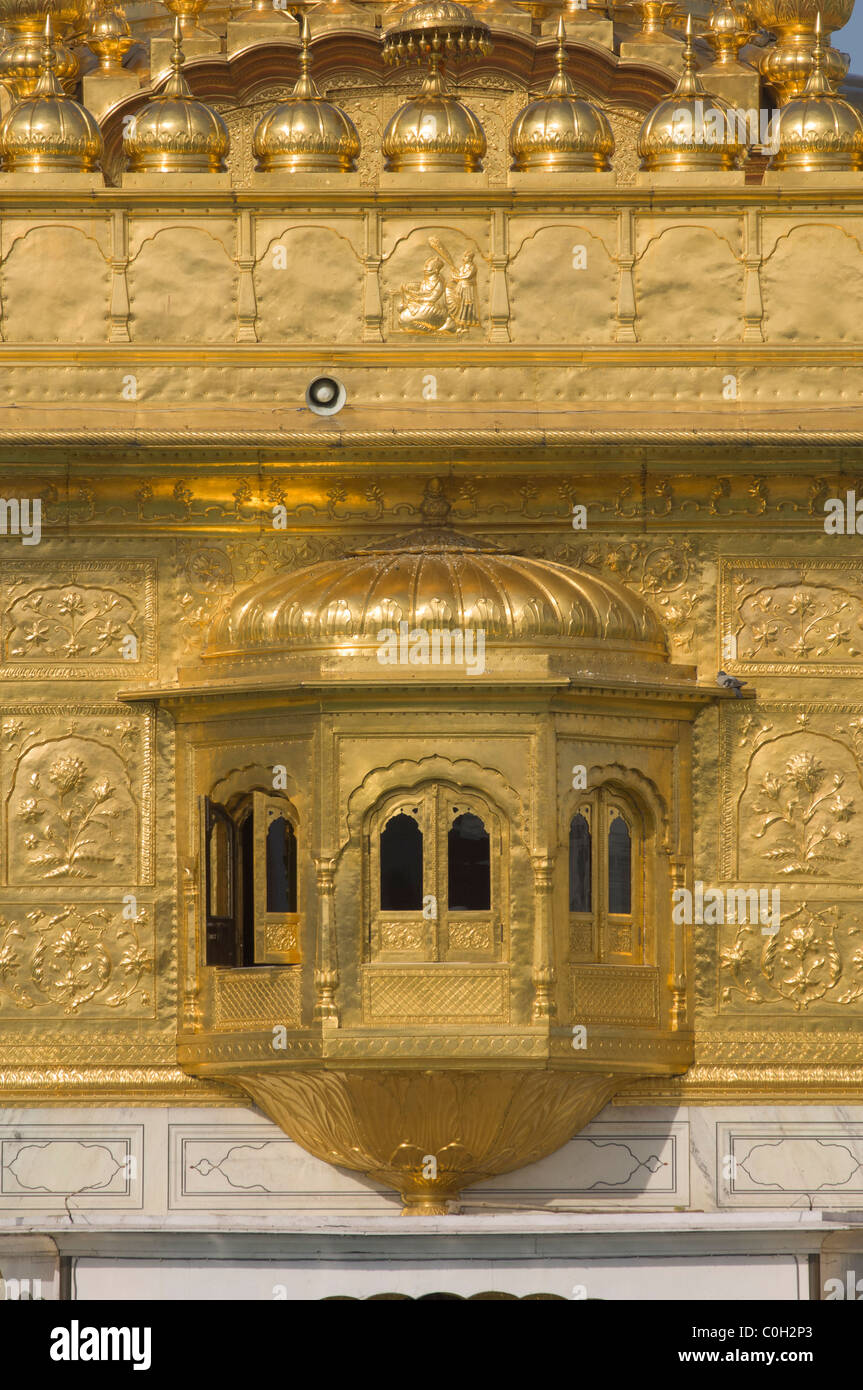 Detail des Hari Mandir (göttlichen Tempel), goldenen Tempel in Amritsar, Punjab, Indien Stockfoto