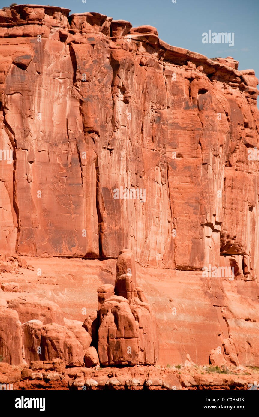 Park Avenue, Türme, erstellt in erster Linie durch unaufhörlichen, erosive Kräfte von Wind und Regen, Wetter, Arches-Nationalpark, Utah, USA Stockfoto