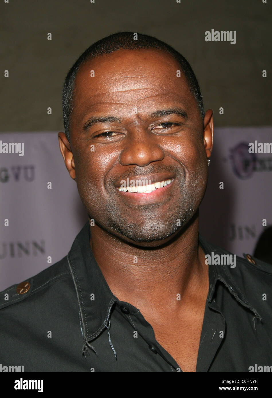 Brian McKnight Hollywood-Event-Produzenten Jin & Quinn Verbünde dich mit Modell Terin Taylor zur Sensibilisierung für die Suche nach VU auf der Stockfoto