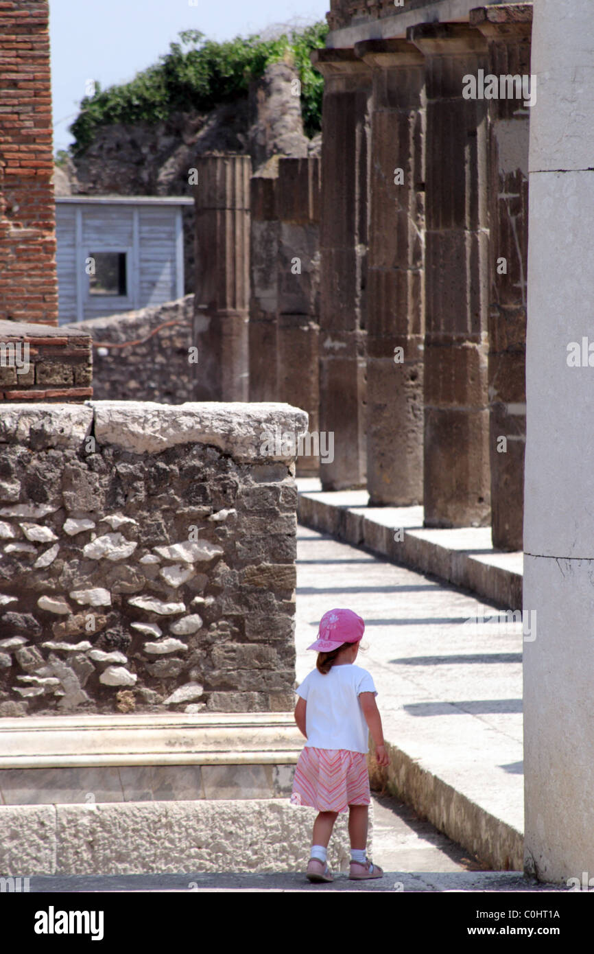 Kind in Pompeji Stockfoto