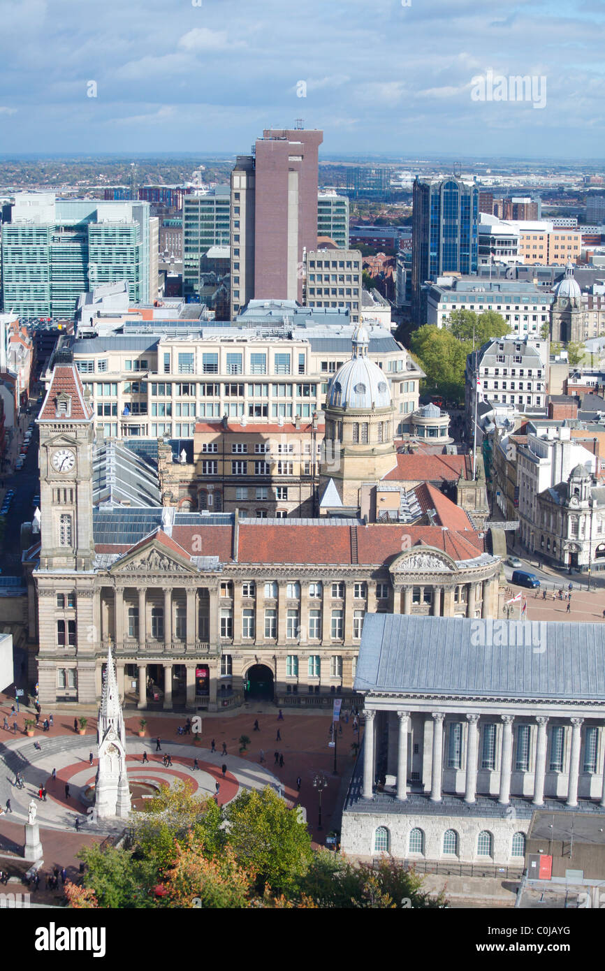 Luftaufnahme des Stadtzentrum von Birmingham zeigt Chamberlain Quadrat, Birmingham Museum und Kunstgalerie und Colmore Reihe. Stockfoto