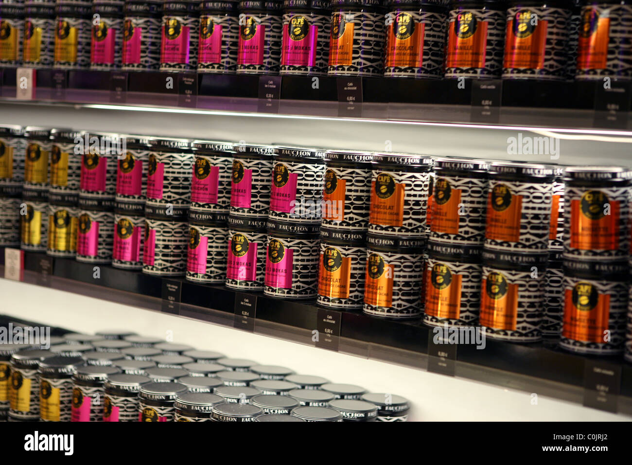 Fauchon Kaffee und Schokolade Getränke Dosen auf dem Display Paris Stockfoto