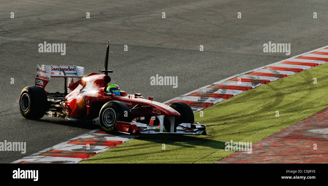 Felipe Massa (BH) in der Scuderia Ferrari F150th Formel1 Rennwagen Stockfoto