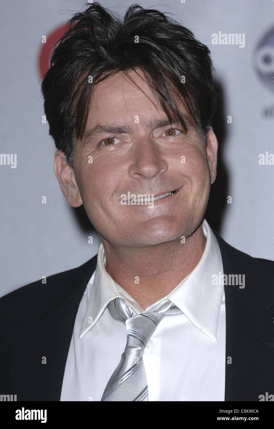 Charlie Sheen Und Frau Brooke Mueller 31 Mai 2008 Los Angeles Kalifornien 7th Jahresball Der Chrysalis Schmetterling Foto Giulio Marcocchi Sipa Press Chrysalis Gm 122 0806011339 Stockfotografie Alamy