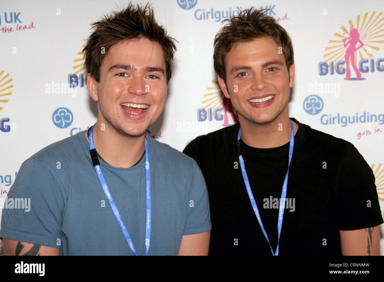 Sam Nixon und Mark Rhodes von Pop Idol 2 Mädchen Führung Großbritanniens 6. jährlichen großen GIG Birmingham, England - 18.10.08 Mark Cavill / Stockfoto