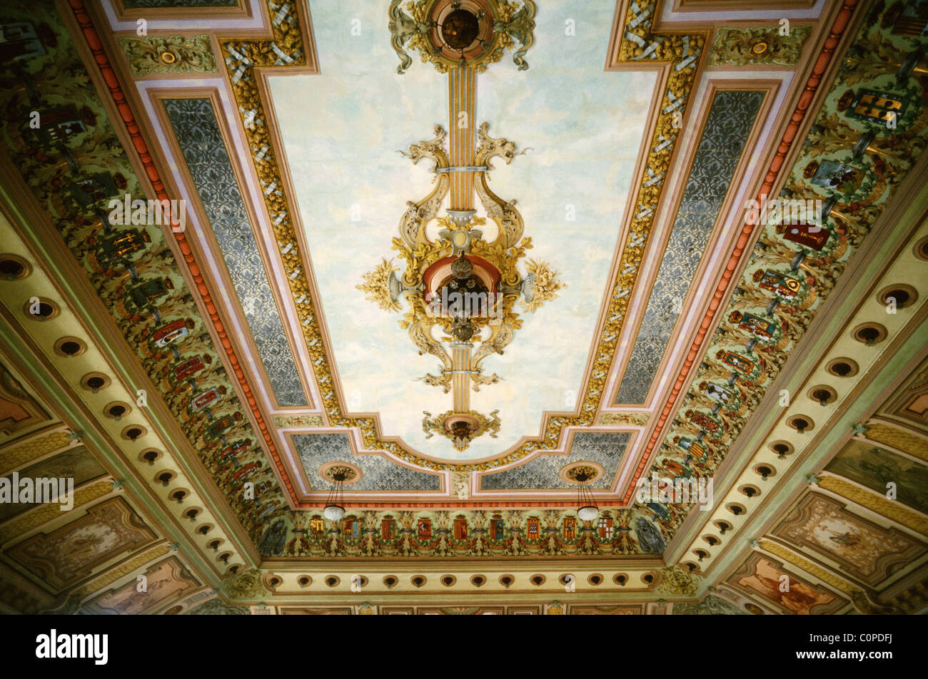 Havanna. Kuba. Die kunstvoll verzierten Palacio de Los Matrimonios aka Casino Español. Stockfoto