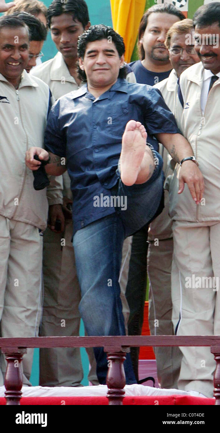 Argentinien Fußball-Legende Diego Maradona beteiligt sich an der Grundsteinlegung des indischen Fussballschule, Eden Stockfoto