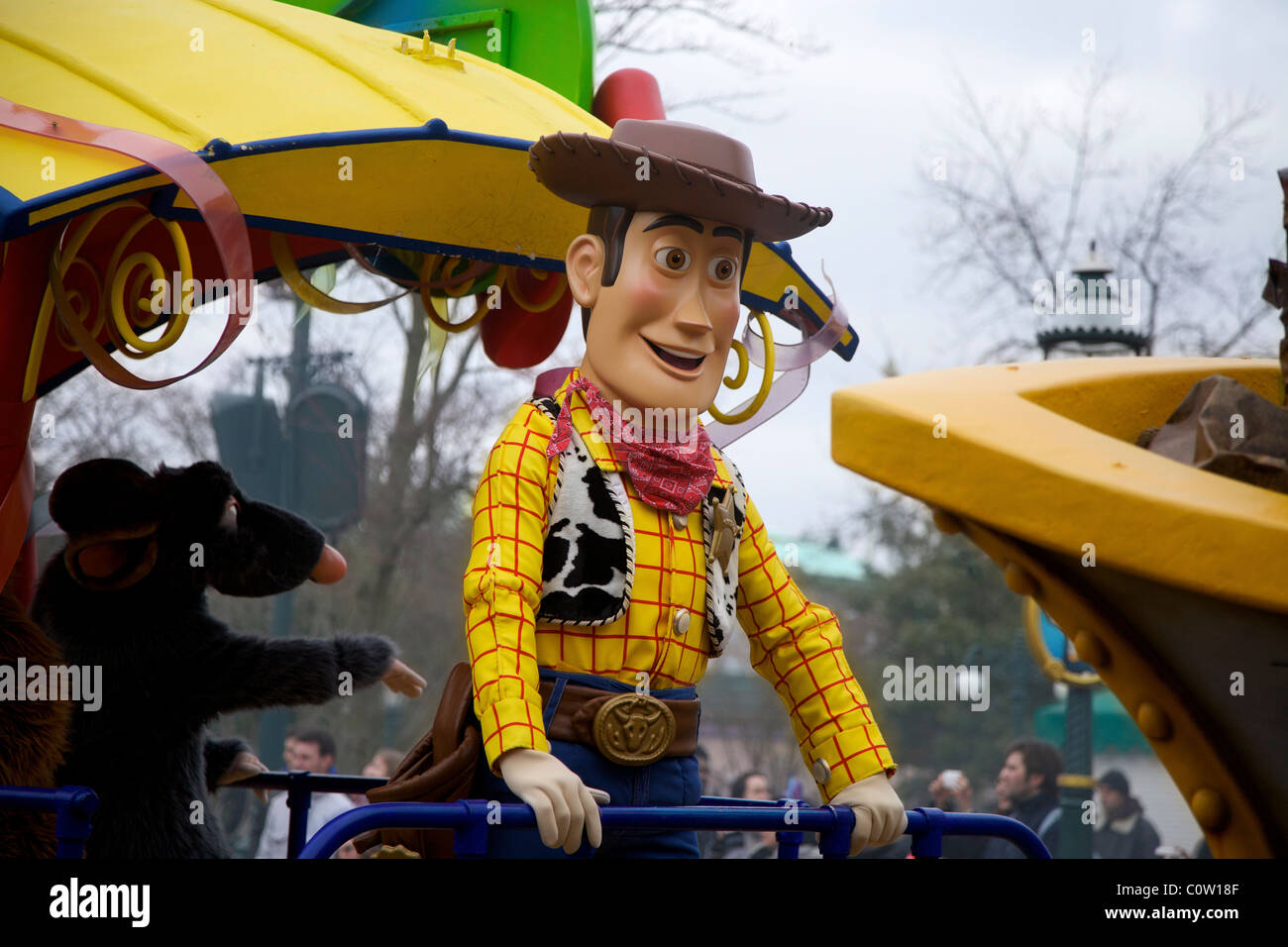 Disney-Zeichen-Parade Main Street im Disneyland Paris in Frankreich Stockfoto