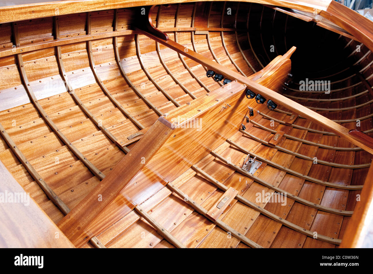 Traditionelle Handarbeit Holzboot Stockfoto