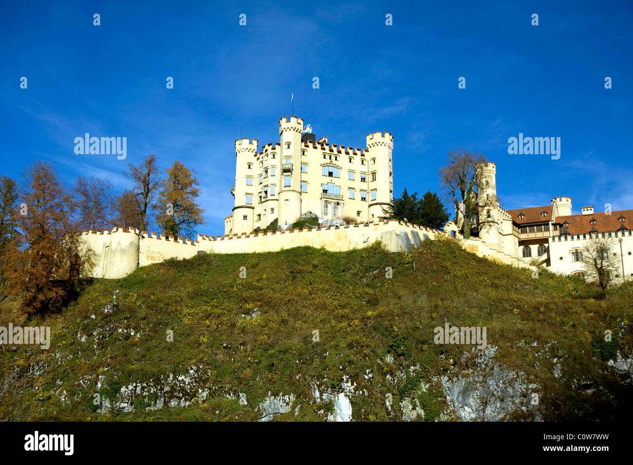 Hohenschwangau Schloss in Bayern, Deutschland und befindet sich auf einem Berg nahe der Stadt Füssen in Bayern Stockfoto
