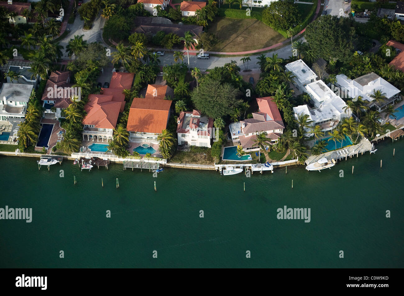 Luftaufnahme über dem Wasser bündelt Rivo Alto Insel venezianischen Inseln Biscayne Bay Miami Florida Stockfoto