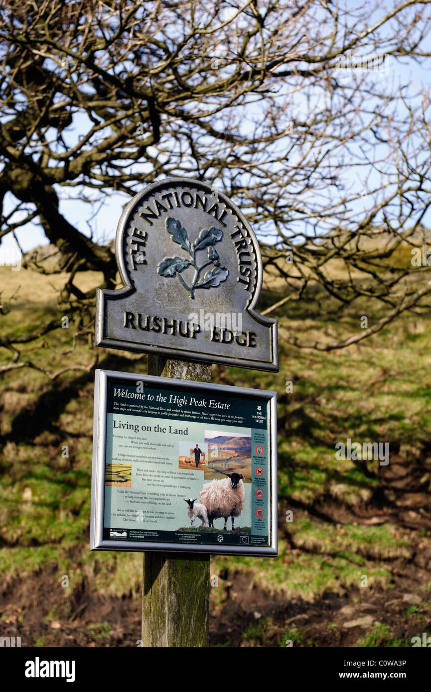der national Trust Rushup Rand Hinweisschild Derbyshire Peak District England uk Stockfoto