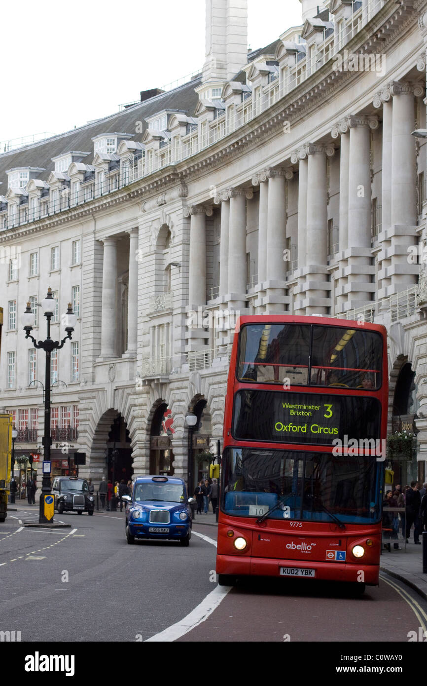 Straßenszene Regent Street/Piccadilly Circus City of Westminster London Stockfoto