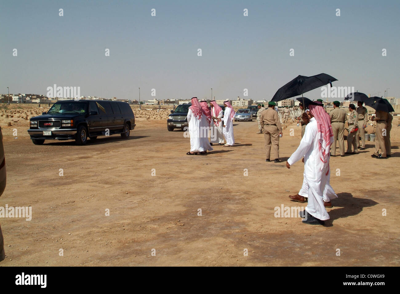 Die Szene Auf Dem Friedhof Vor Der Beerdigung Des King Fahd Starb