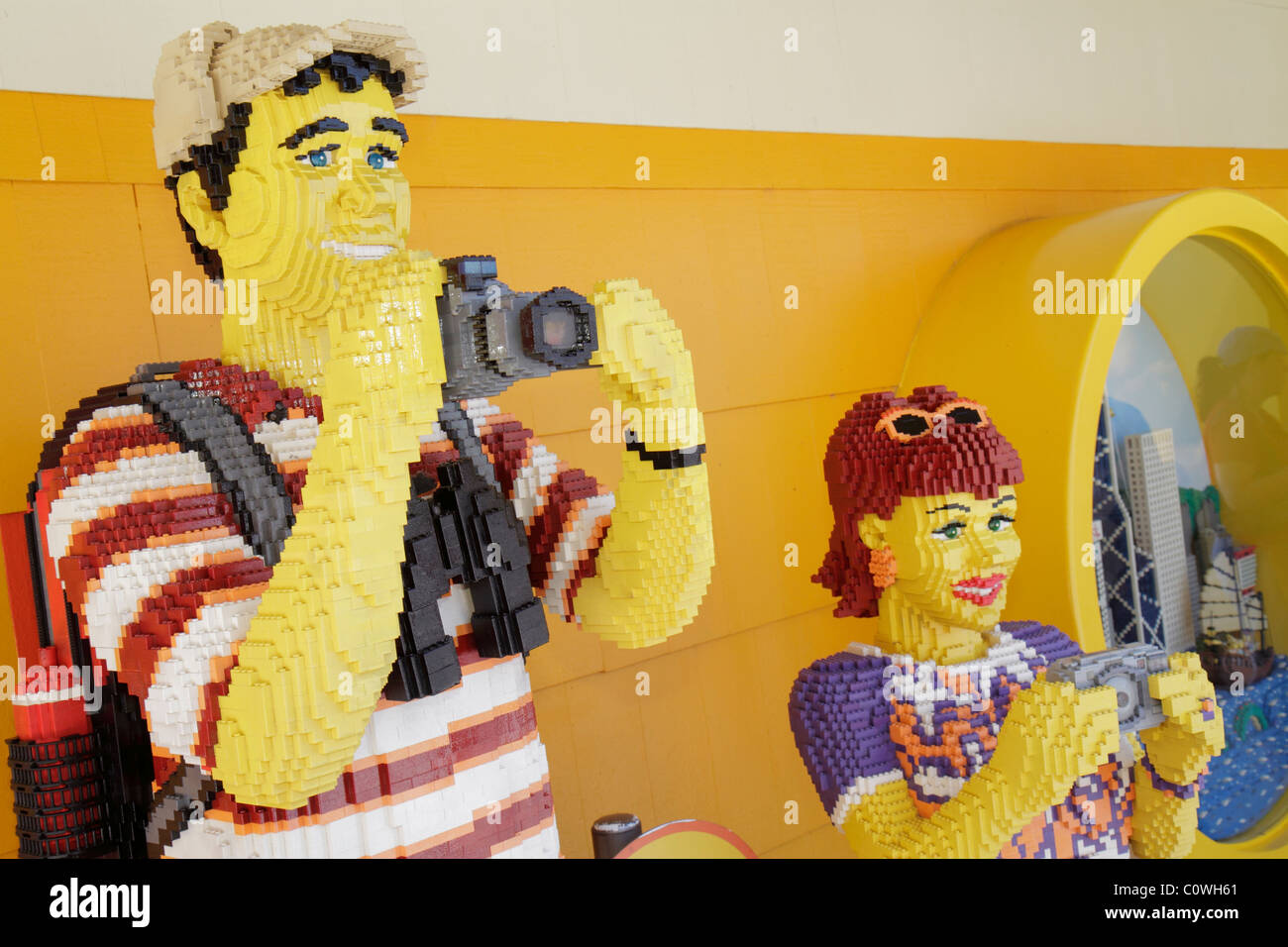 Orlando Florida, Lake Buena Vista, Downtown Disney Springs, LEGO Imagination Center, Mann Männer männlich, Frau weibliche Frauen, FL100412105 Stockfoto