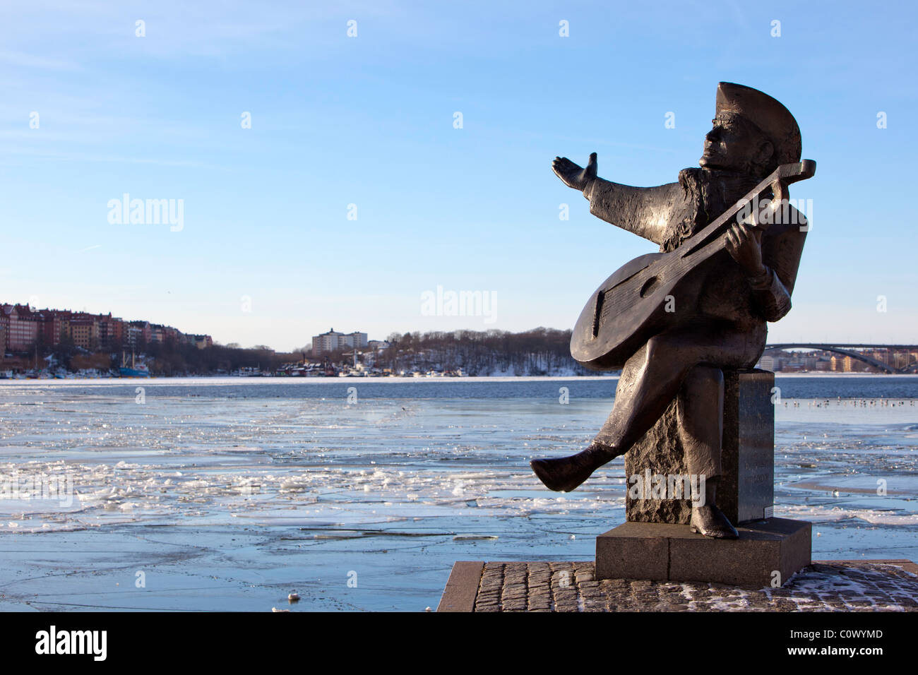 Statue von Evert Taube in Stockholm im winter Stockfoto