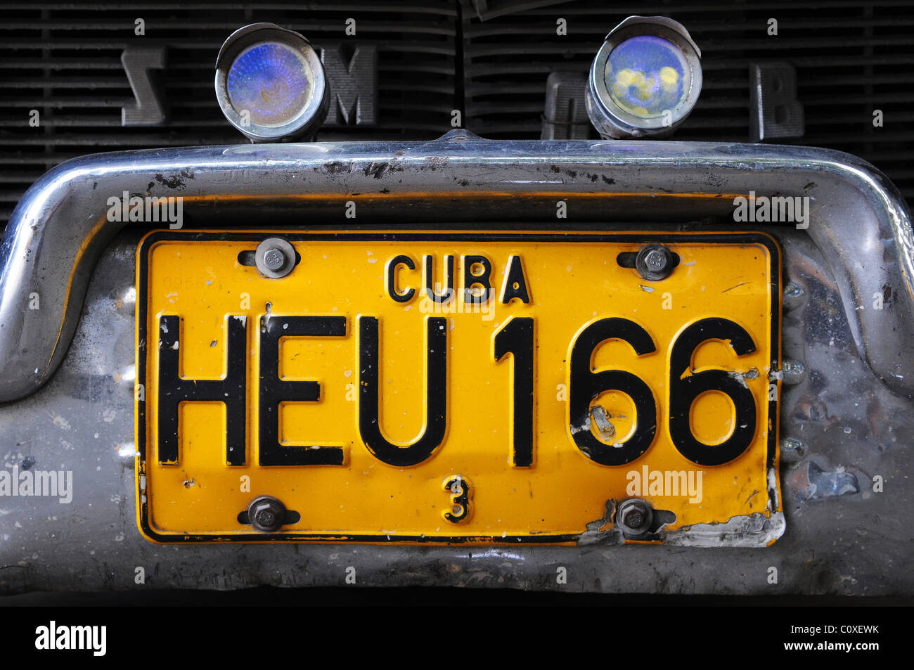 Nummernschild auf kubanische Oldtimer Stockfoto