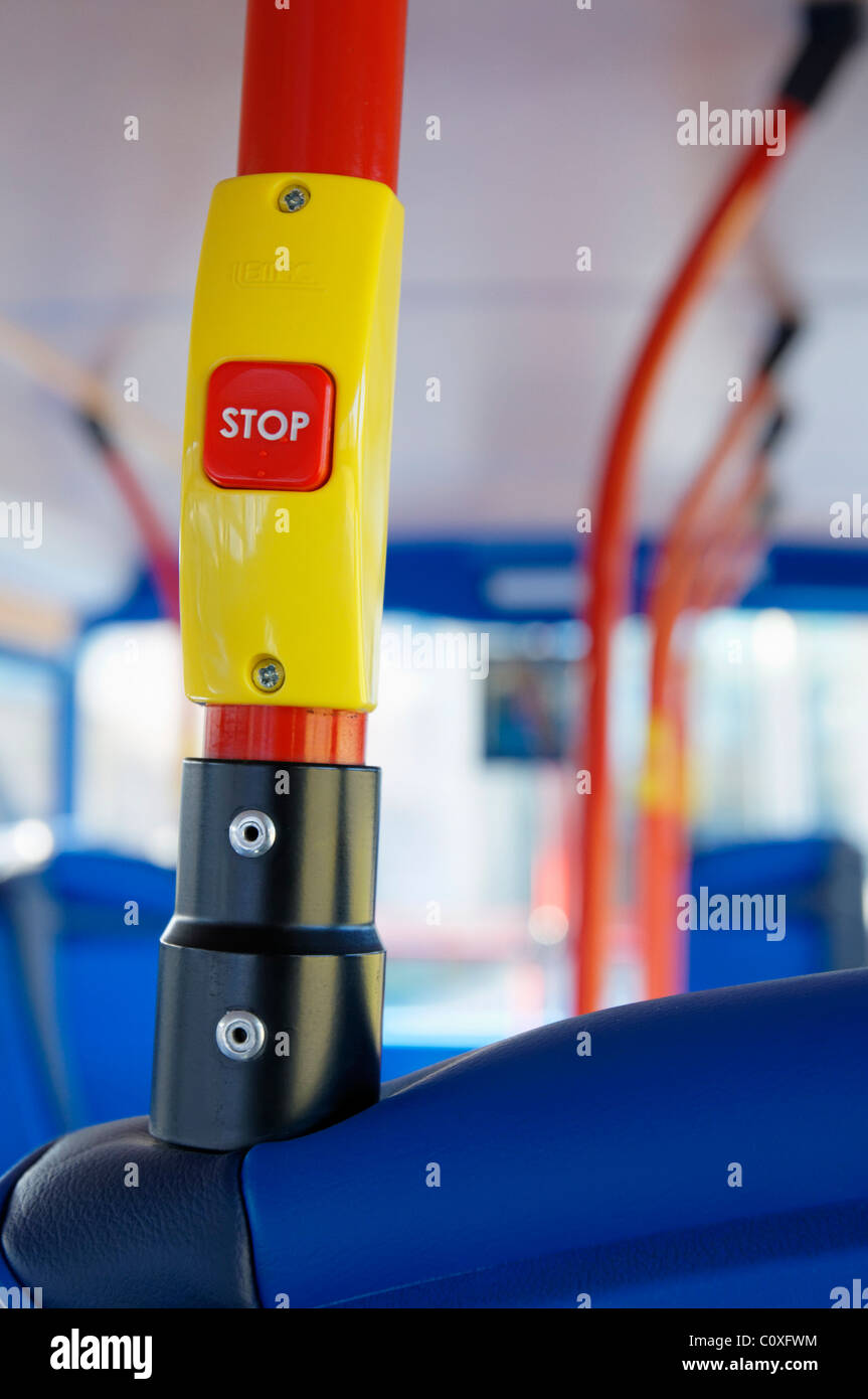 Stop-Taste auf einem bus Stockfoto