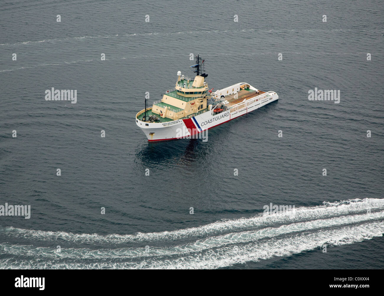 Die Küstenwache Schiff Anglian Princess vor der Küste von Cornwall Stockfoto