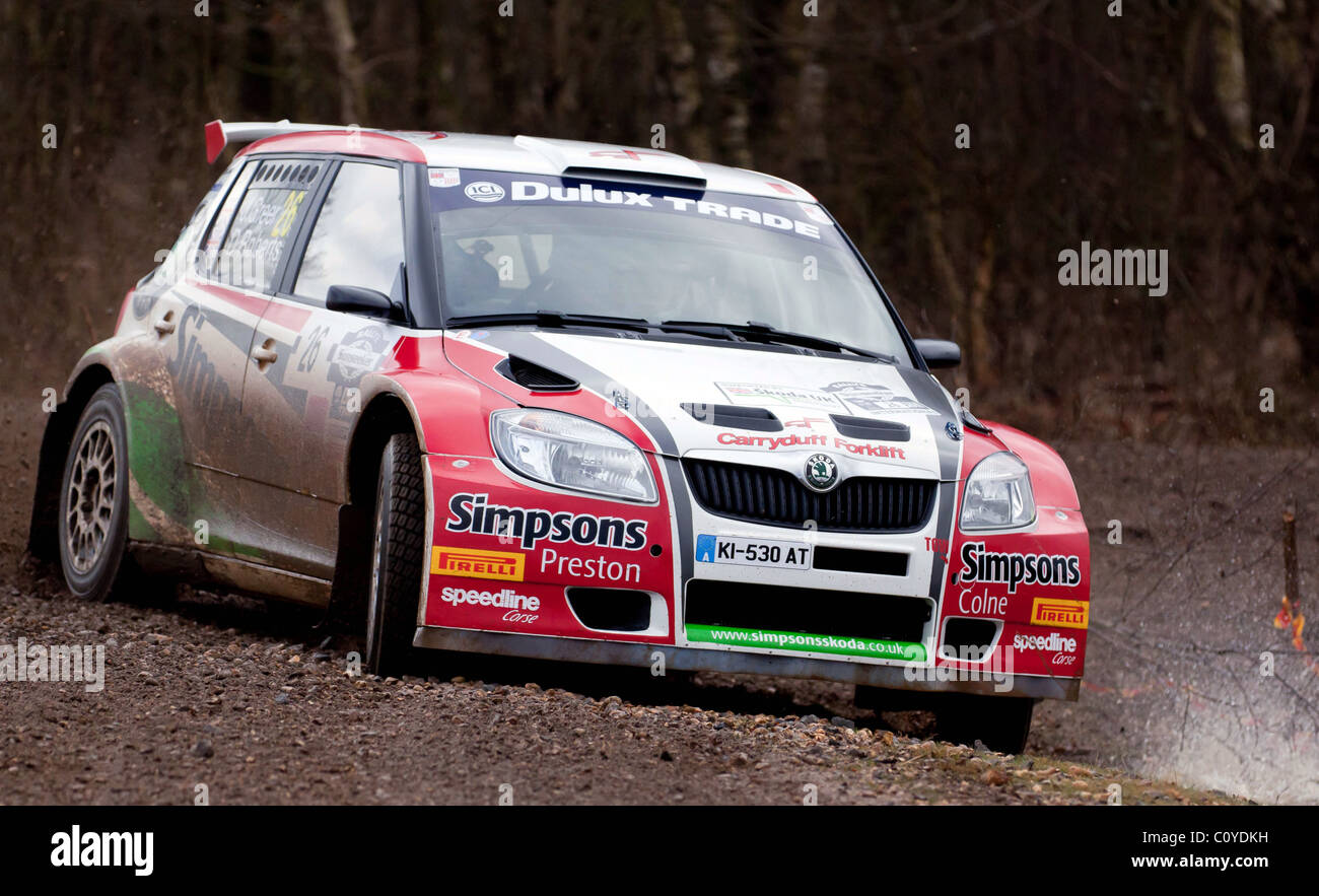 S2000 Skoda läuft durch die Wareham Stufe der Sunseeker Rallye 2011 Stockfoto