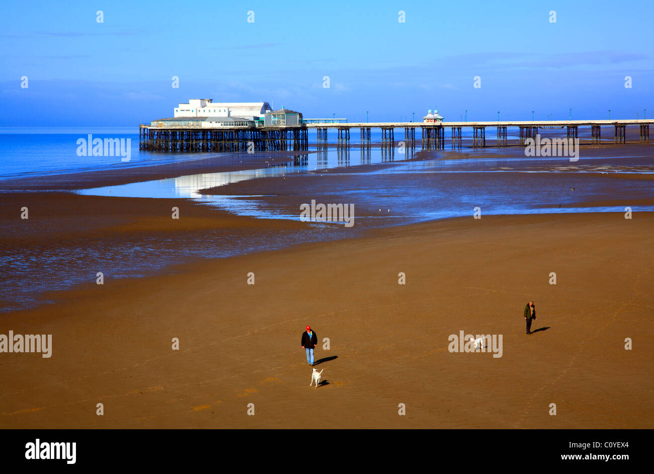Blackpool Strand und North Pier irischen See England UK-Vereinigtes Königreich-Europa Stockfoto