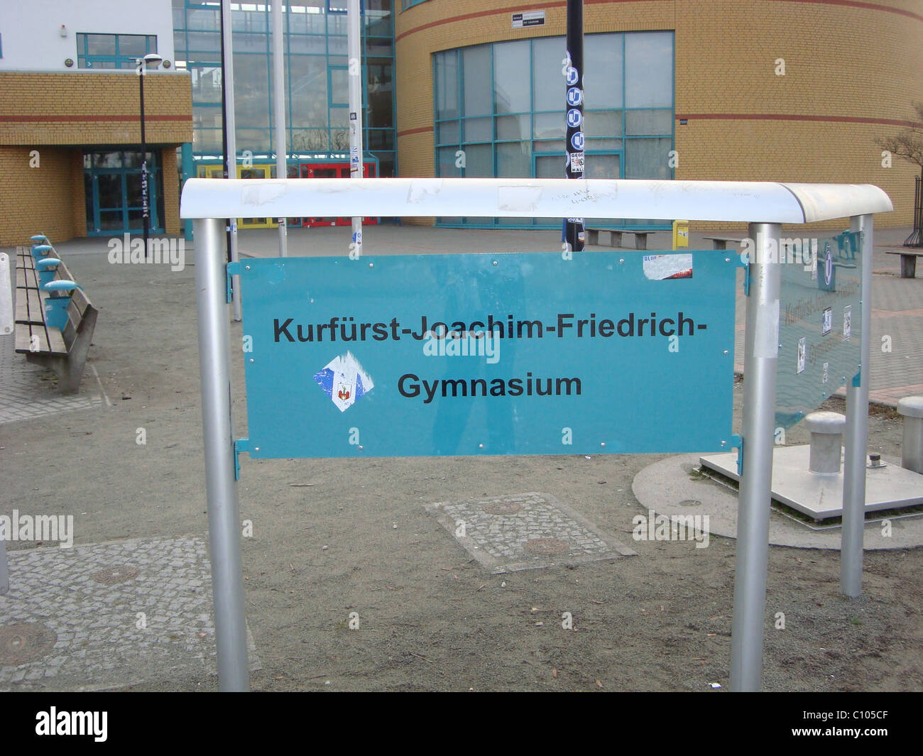 Kurfuerst-Joachim-Friedrich-Gymnasium-Gymnasium, die von Bill Kaulitz und Tom Kaulitz von Tokio Hotel besucht wurde. Stockfoto