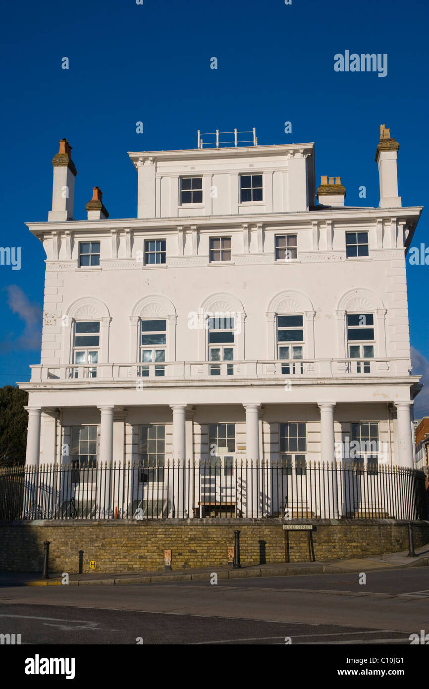 Royal Yacht Club, Ecke des Signalhorns Street und Stadtkai, Southampton, Hampshire, England, Vereinigtes Königreich, Europa Stockfoto