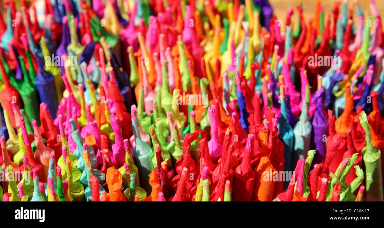 bunte Feuerwerkskörper handgemachte traditionelle Mexiko Feuerwerk Stockfoto