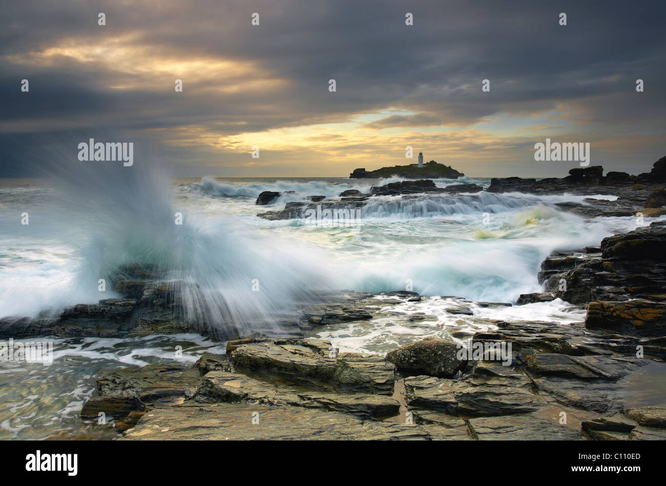 Flut an Godrevy Point Stockfoto