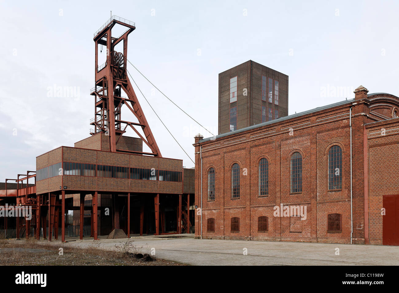 Stillgelegte Zeche, Schächte 1-2-8, Turm, gewundenen Zollverein Coal Mine Industriekomplex, Essen-Stoppenberg, Ruhrgebiet Stockfoto