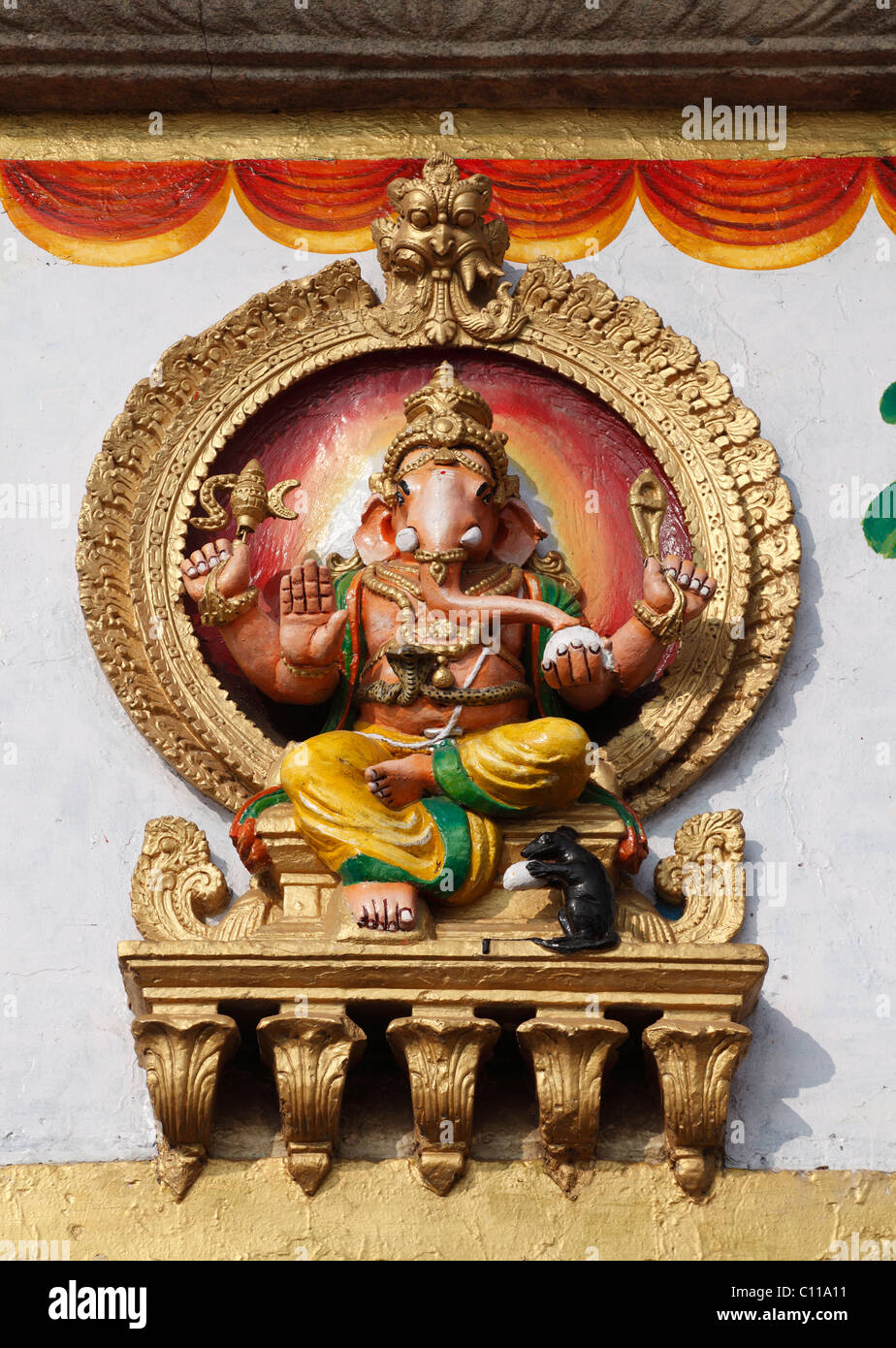 Ganesh Abbildung auf Sri-Chamundeshwari-Tempel, Chamundi Hill, Mysore, Karnataka, Südindien, Indien, Südasien, Asien Stockfoto