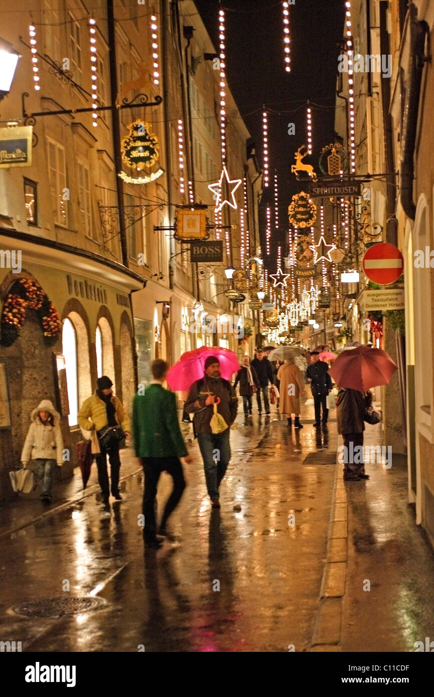 Weihnachten, Getreidegasse Einkaufsstraße, Salzburg, Austria, Europe Stockfoto