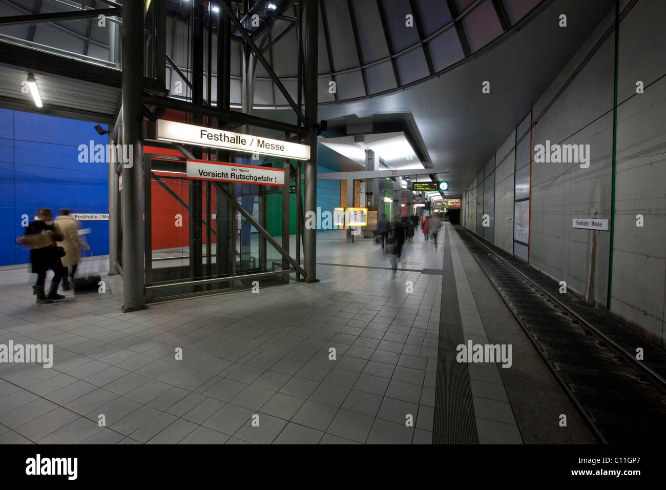 U-Bahn-Station in der Festhalle, Messe Frankfurt Messe, Frankfurt, Hessen, Deutschland, Europa Stockfoto