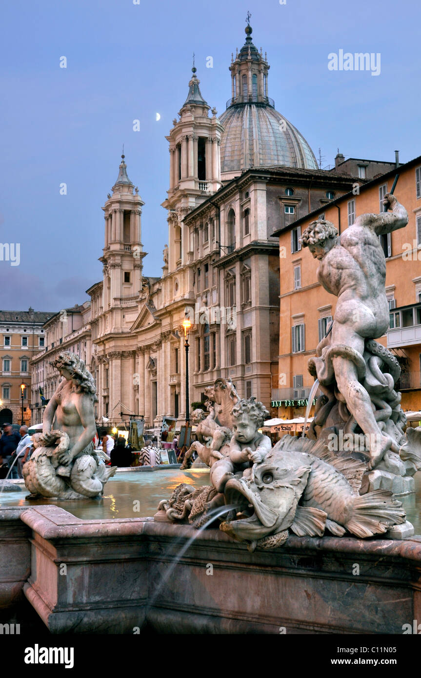 Fontana del Nettuno Brunnen von Neptun und Sant'Agnese in Agone Basilika, Piazza Navona Kirchplatz, Rom, Latium, Italien Stockfoto