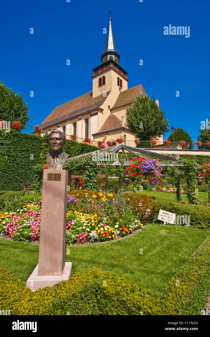 Eglise Catholique Paroisse Sainte Trinité, katholische Dreifaltigkeitskirche, Lauterbourg, Elsass, Frankreich, Europa Stockfoto
