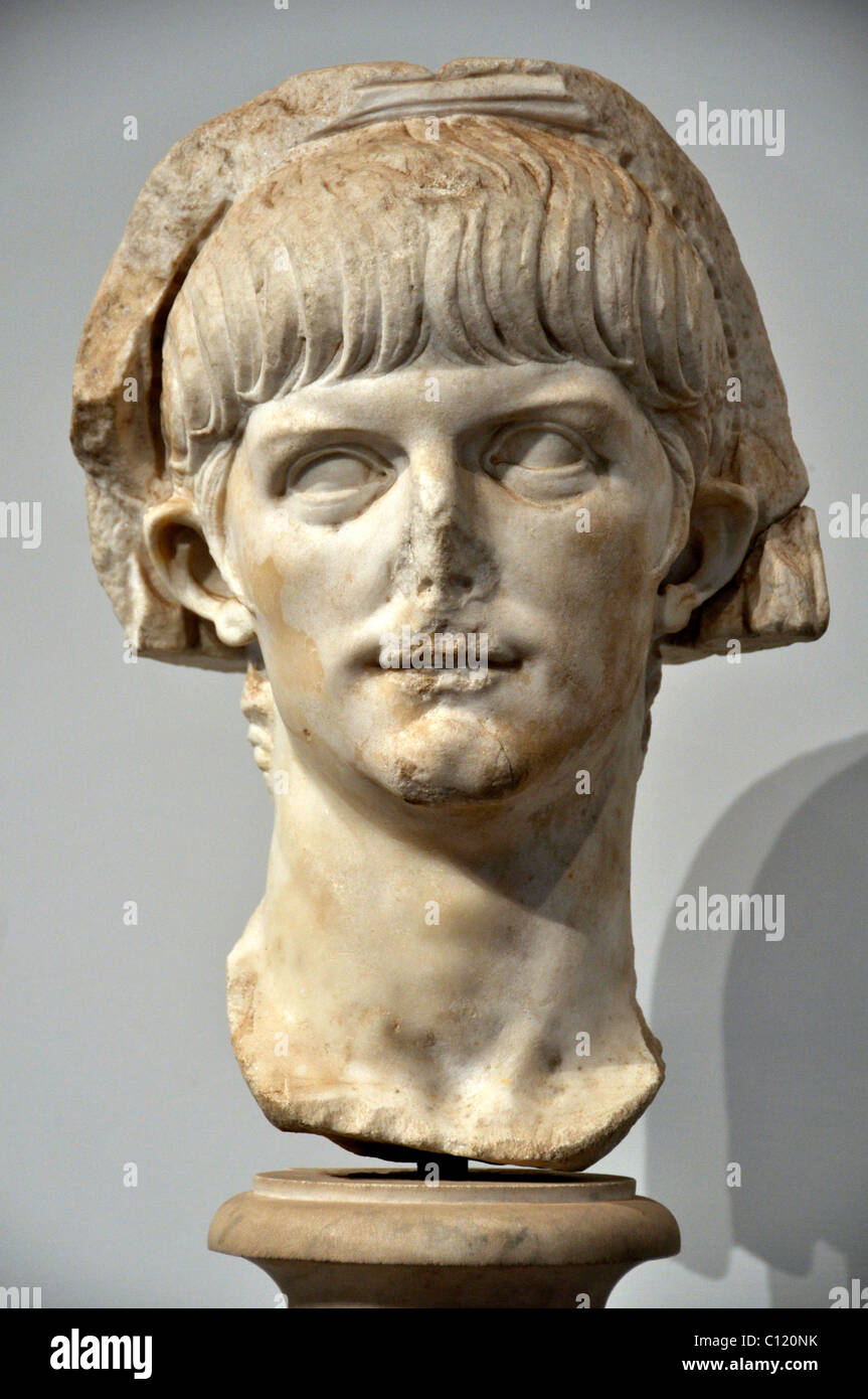 Alten Marmorbüste von jungen römischen Kaiser Nero, Museo Palatino, Palatino, Rom, Latium, Italien, Europa Stockfoto