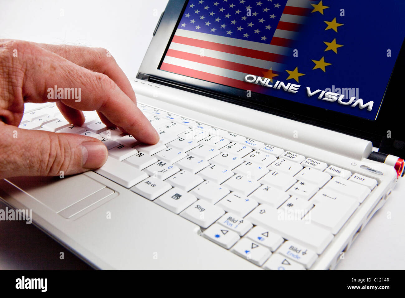 Online-Visum für Reisen in die Vereinigten Staaten von Europa über den computer Stockfoto