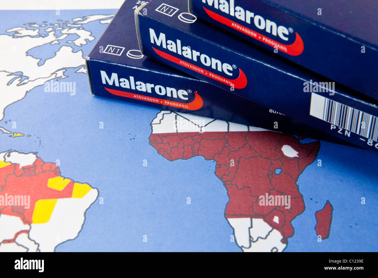 Anti-Malaria-Medikament Malarone mit einer Malaria-Karte Stockfoto