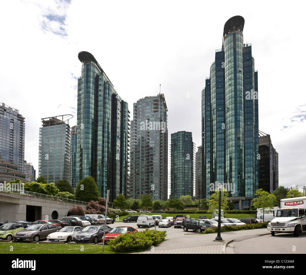 Hochhäuser der Coral Harbor, Vancouver, Britisch-Kolumbien, Kanada, Nordamerika Stockfoto