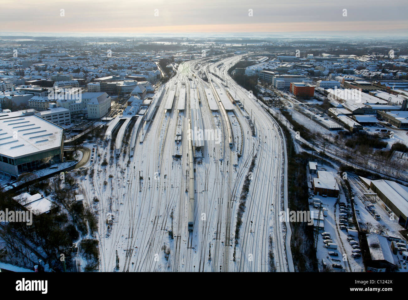 Luftbild, schneebedeckten Bahnen, Winter, Hamm Hauptbahnhof, Ruhr und Umgebung, North Rhine-Westphalia, Deutschland, Europa Stockfoto