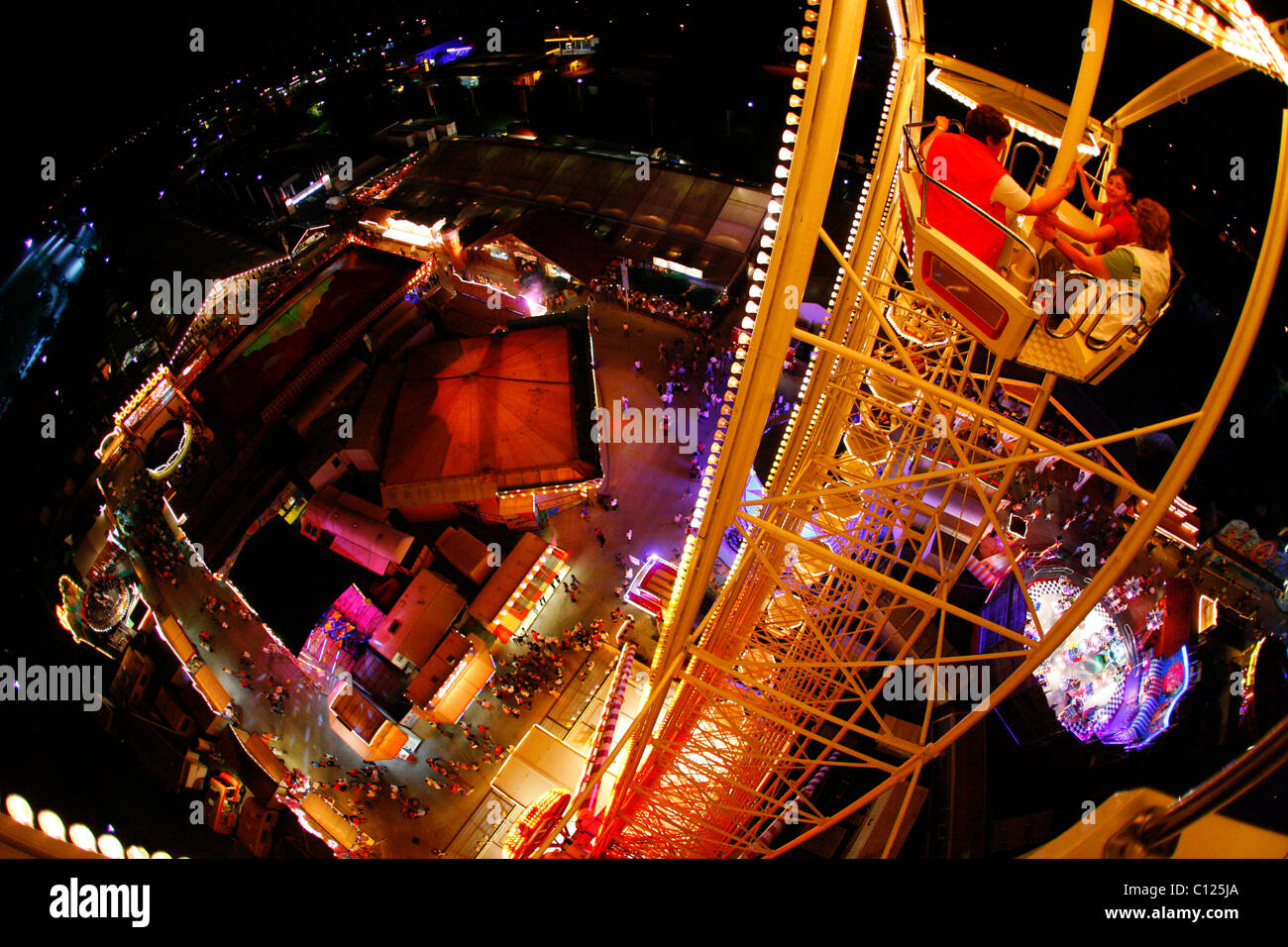 Blick vom Riesenrad, Volksfest, Muehldorf bin Inn, Bayern, Deutschland, Europa Stockfoto
