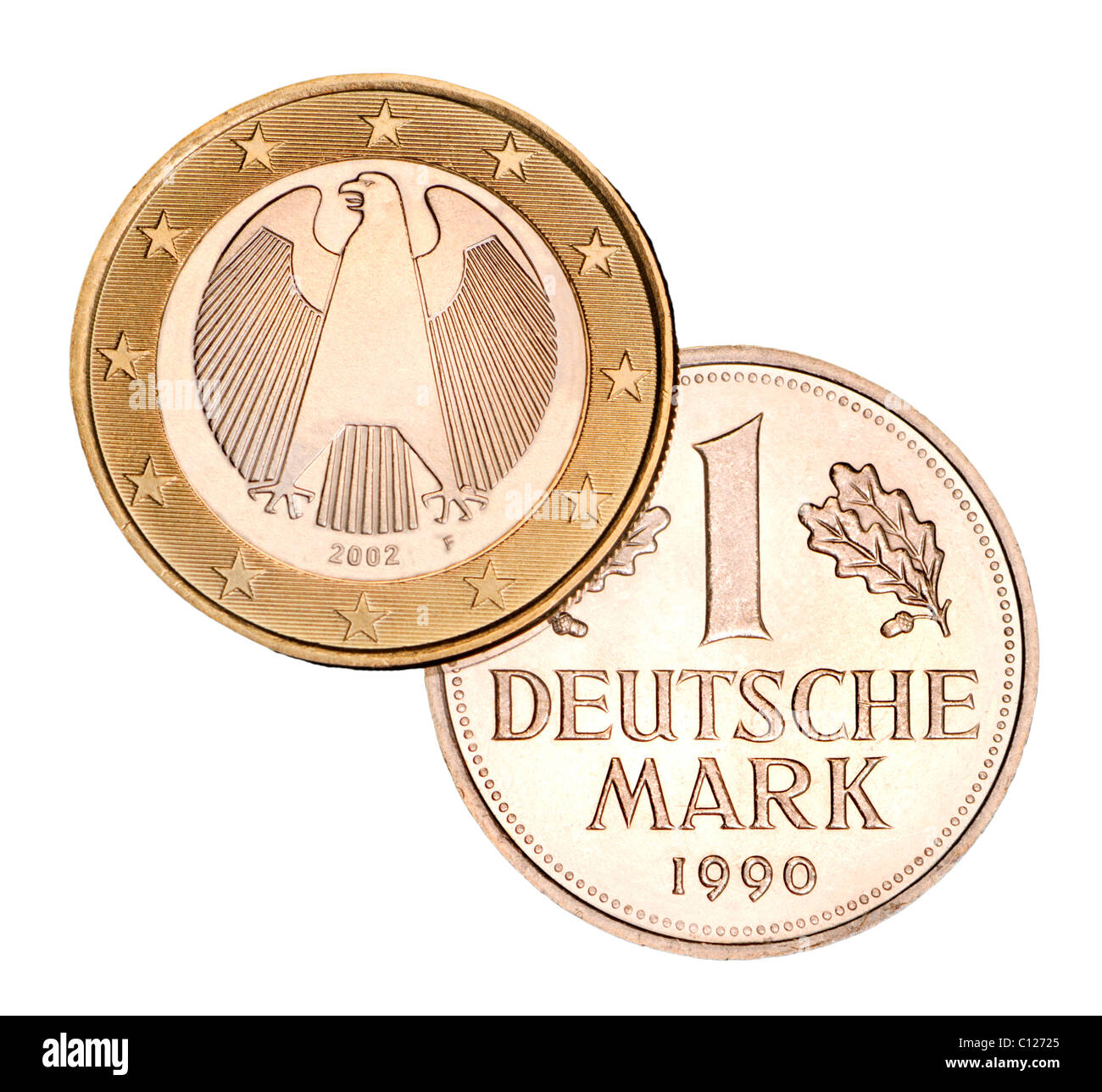 Deutsch 1-Euro-Münze von 2002 und Pre-Euro 1 DM Münze von 1990 Stockfoto