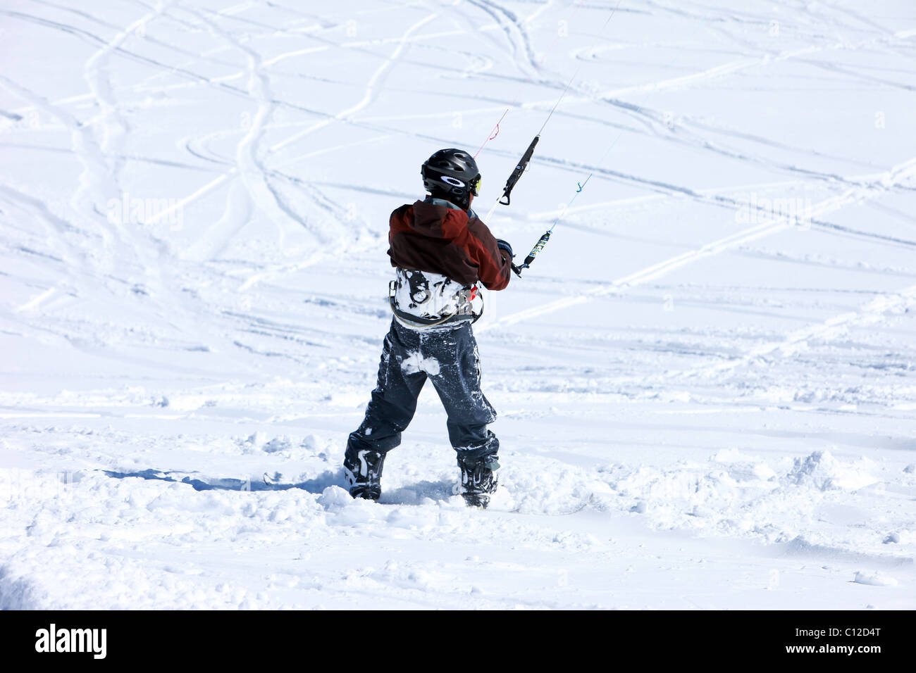 Snowkite Reiter Pilot in den Bergen von Utah. Hoch in den Bergen. Stockfoto