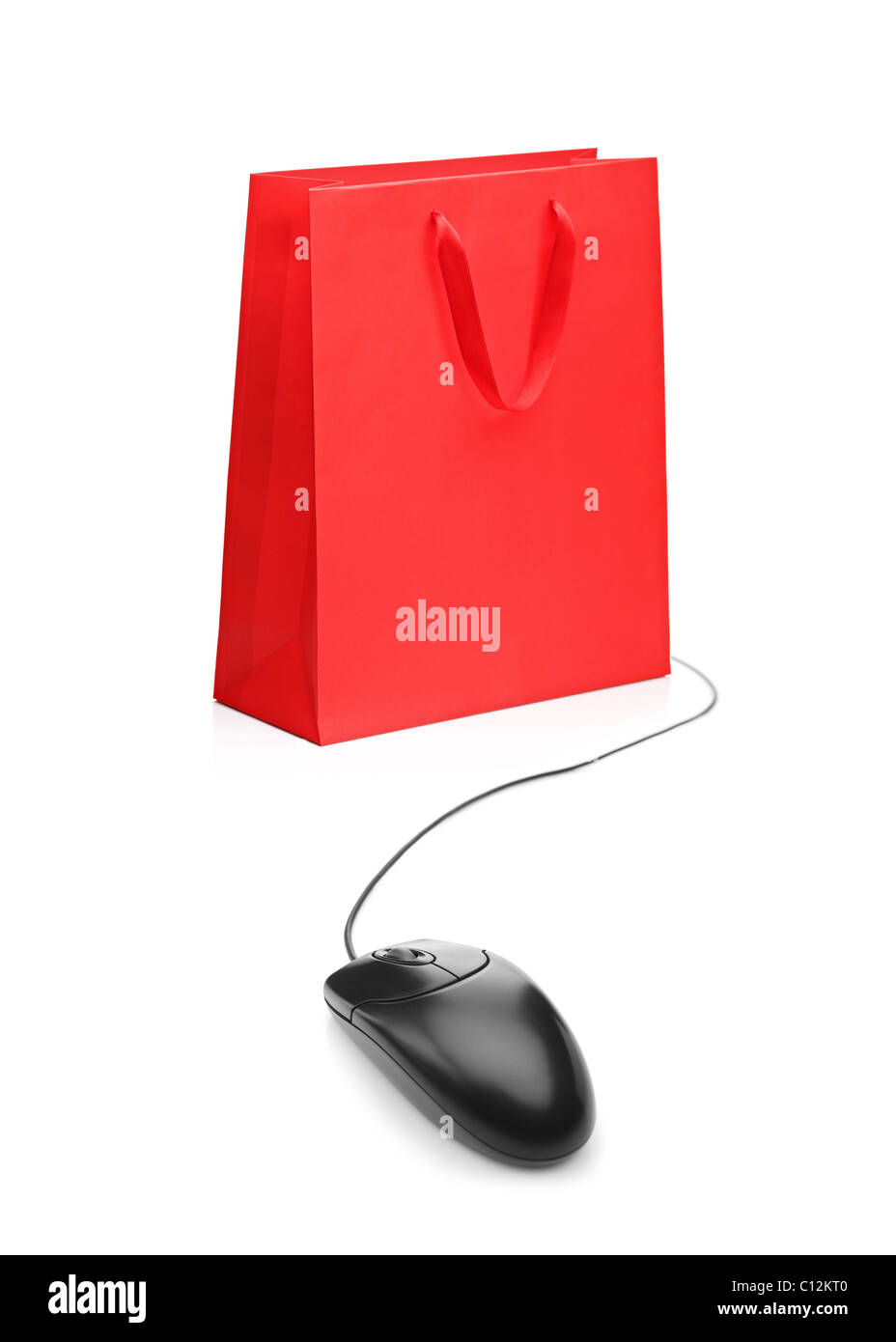 Isolierte rote Einkaufstasche und Maus, Konzept der e-commerce Stockfoto