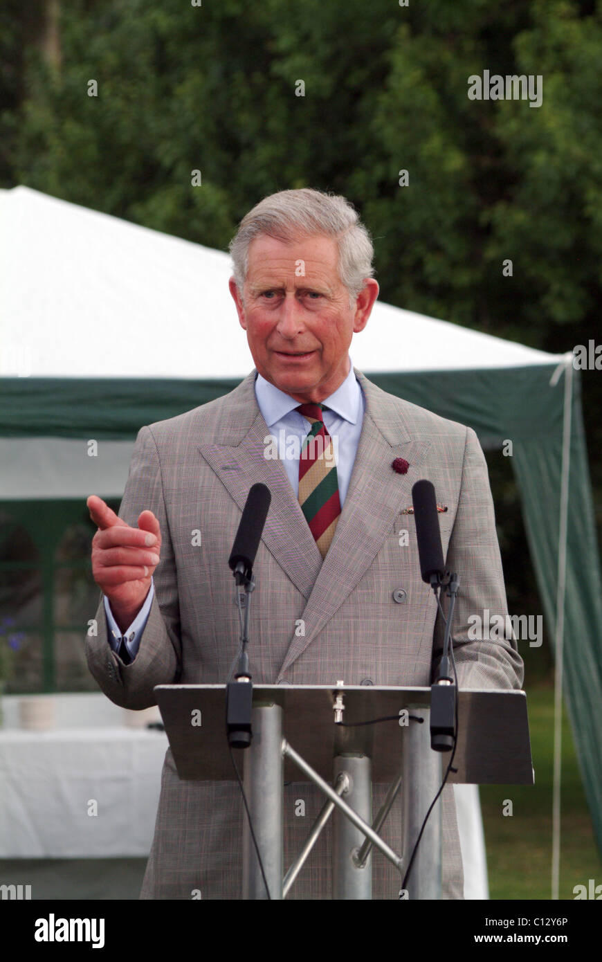Seine königliche Hoheit Prinz Charles Besuch Bio Garten, Ryton, Warwickshire, UK Stockfoto