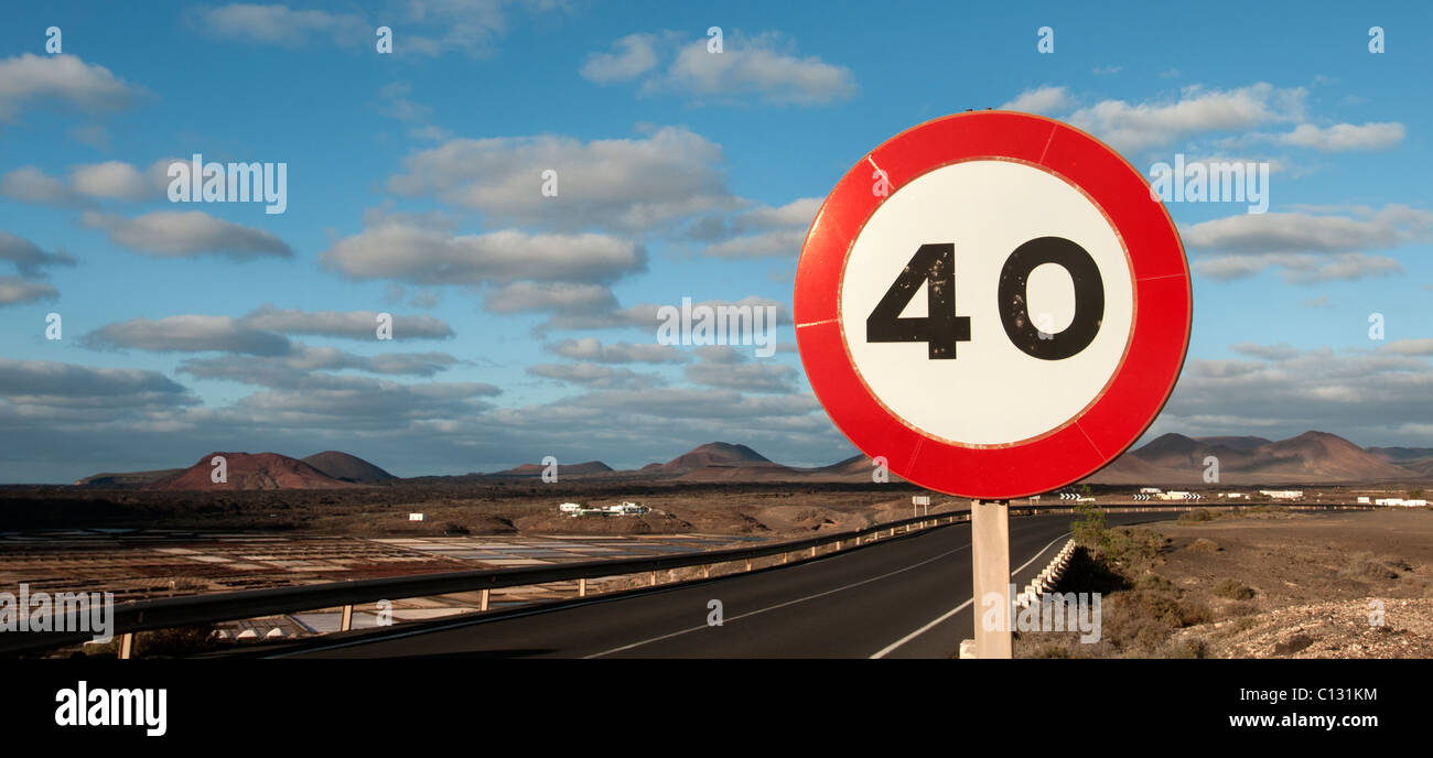40 Warnschild Lanzarote Stockfoto