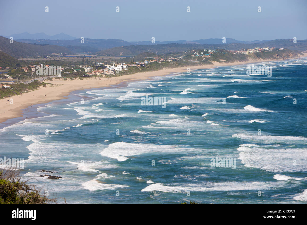 Wellen an Küste, Wüste, Provinz Eastern Cape, Südafrika Stockfoto