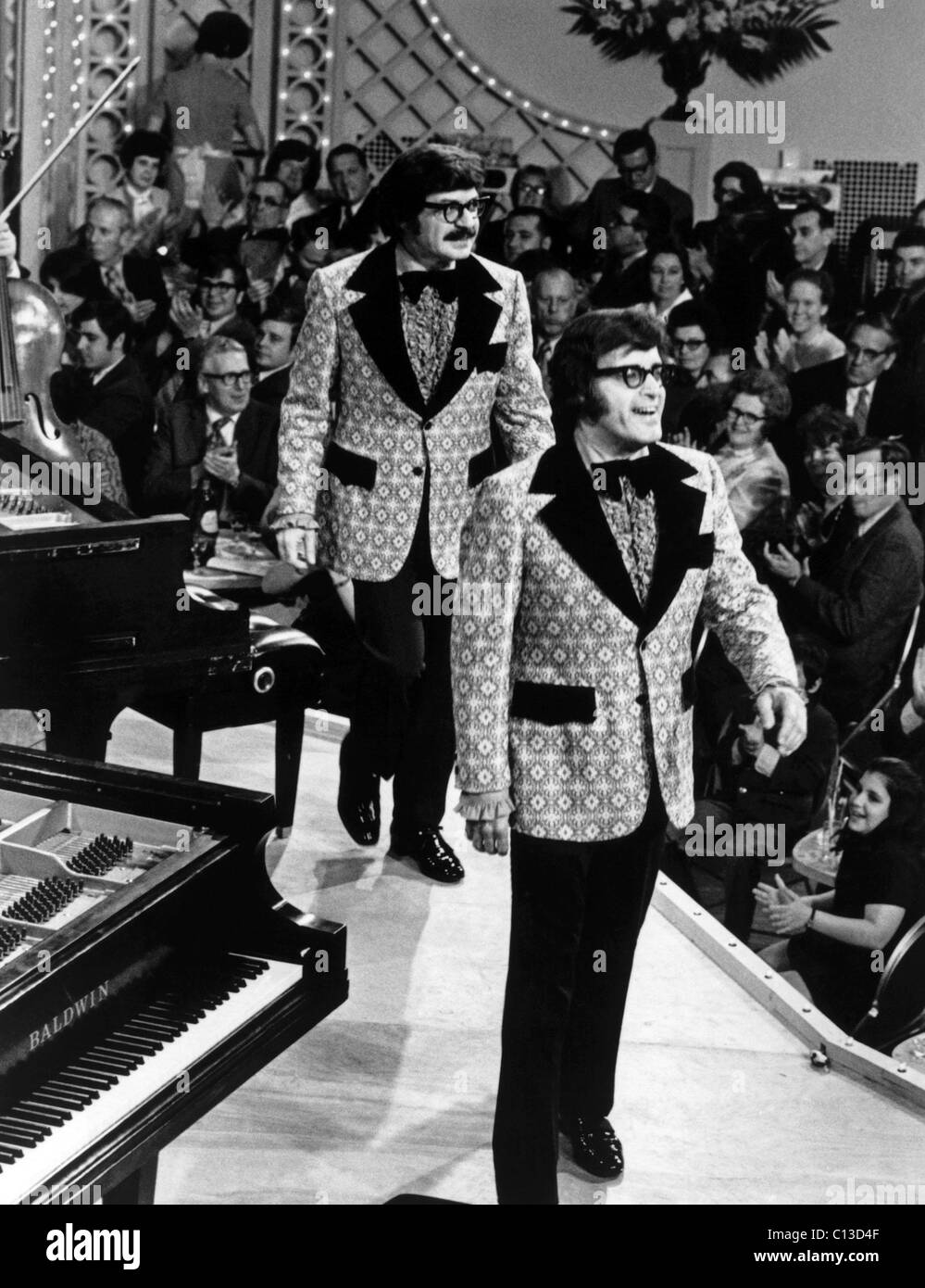Ferrante & Teicher erscheinen am Abend am POPS in den 1970er Jahren Stockfoto