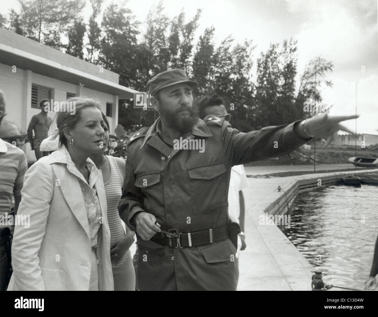FIDEL CASTRO, interviewt von BARBARA WALTERS, c. 1977 Stockfoto