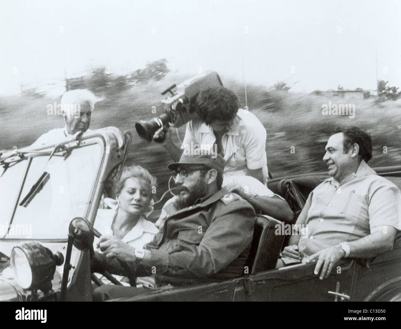 FIDEL CASTRO, interviewt von BARBARA WALTERS, c. 1977 Stockfoto